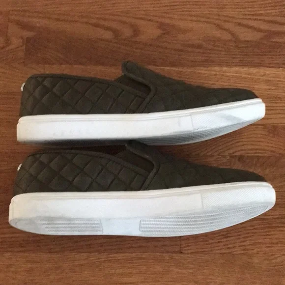 Steve Madden Slip Ons - Picture 4 of 4